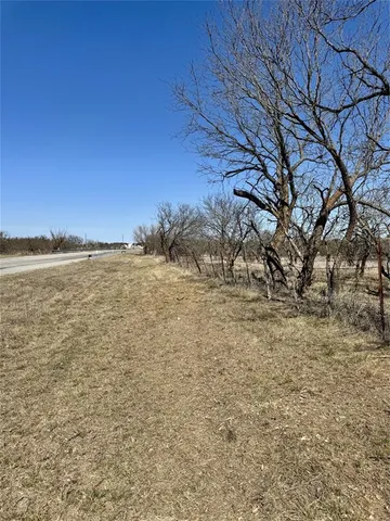 $99,900 | 2055 County Road 472, Rochelle, TX 76872