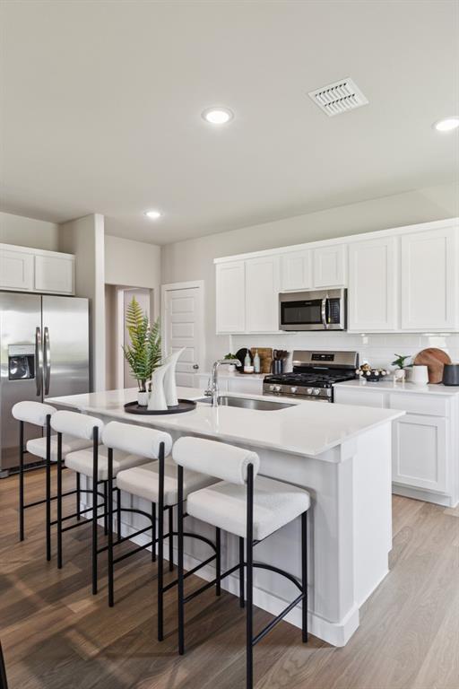 1855 Balfour Bend Forney, TX 75126 - Photo 6 of 28 Kitchen in the Magnolia home plan by Trophy Signature Homes – REPRESENTATIVE PHOTO