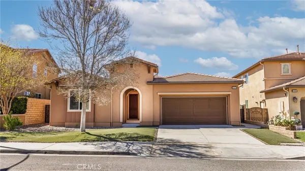 $960,000 | 19122 Graham Lane, Saugus, CA 91350