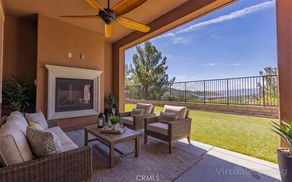 $960,000 | 19122 Graham Lane, Saugus, CA 91350