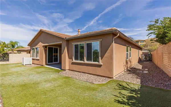 $960,000 | 19122 Graham Lane, Saugus, CA 91350