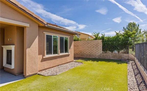 $960,000 | 19122 Graham Lane, Saugus, CA 91350