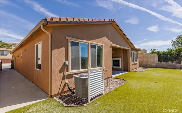 $960,000 | 19122 Graham Lane, Saugus, CA 91350