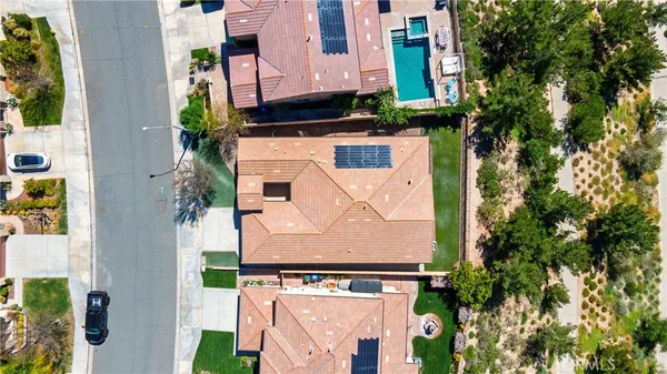 $960,000 | 19122 Graham Lane, Saugus, CA 91350