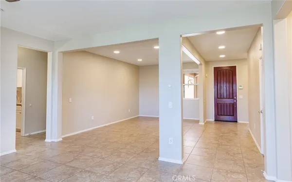 $960,000 | 19122 Graham Lane, Saugus, CA 91350