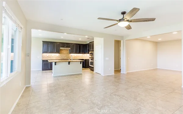 $960,000 | 19122 Graham Lane, Saugus, CA 91350