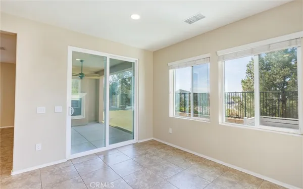 $960,000 | 19122 Graham Lane, Saugus, CA 91350