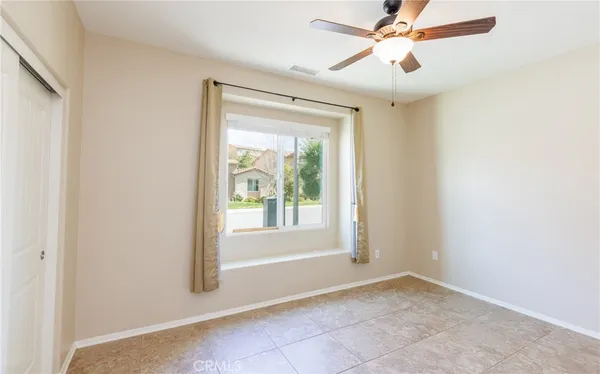$960,000 | 19122 Graham Lane, Saugus, CA 91350