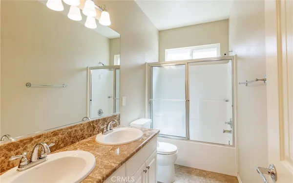 $960,000 | 19122 Graham Lane, Saugus, CA 91350