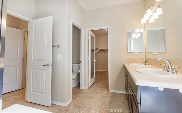 $960,000 | 19122 Graham Lane, Saugus, CA 91350