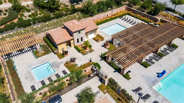 $960,000 | 19122 Graham Lane, Saugus, CA 91350