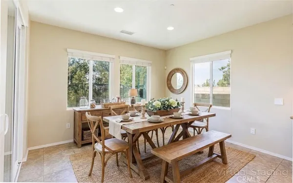 $960,000 | 19122 Graham Lane, Saugus, CA 91350