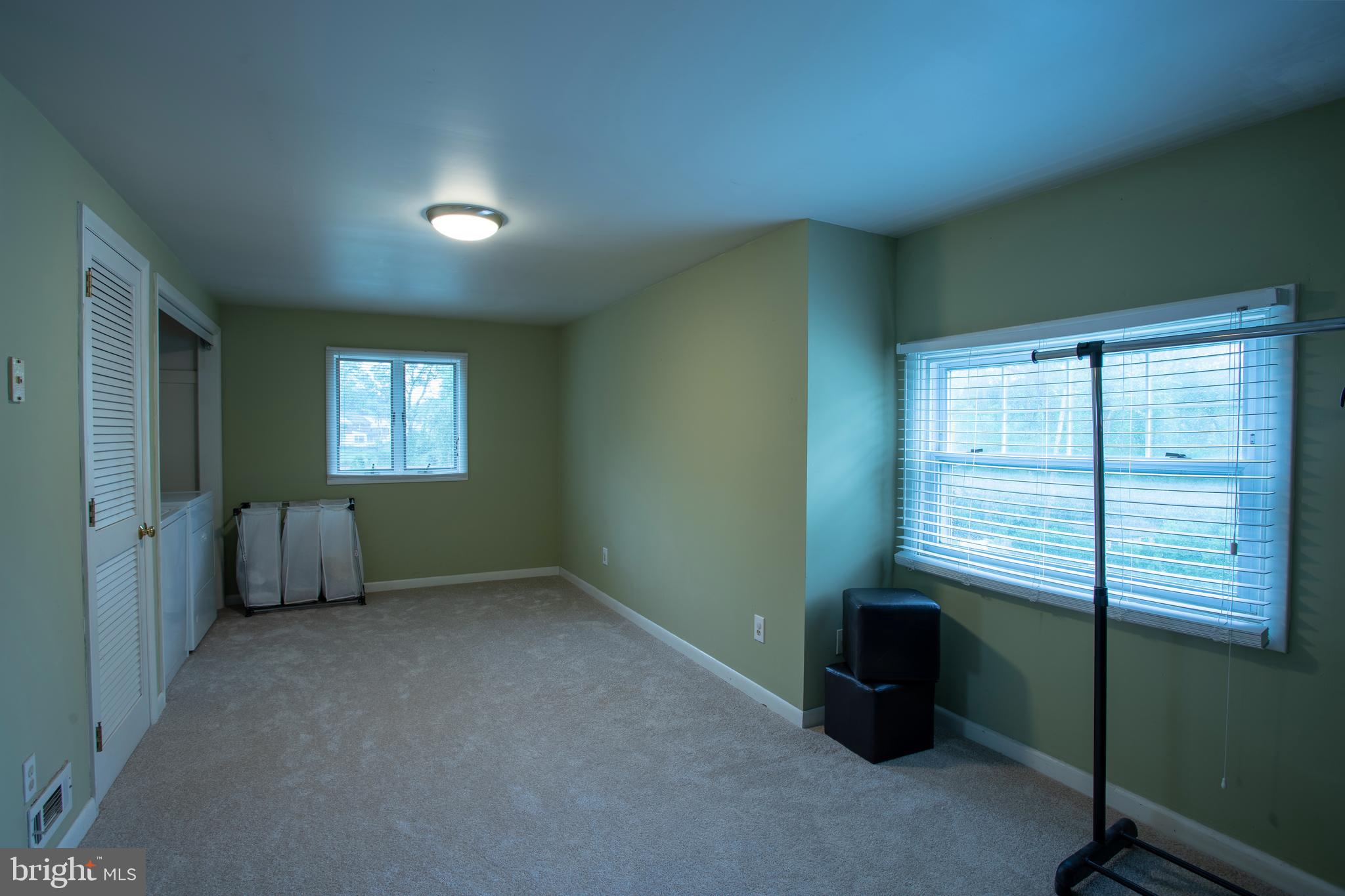 118 Roberts Road Brookhaven, PA 19015 - Photo 10 of 19 Gallery Image 10
