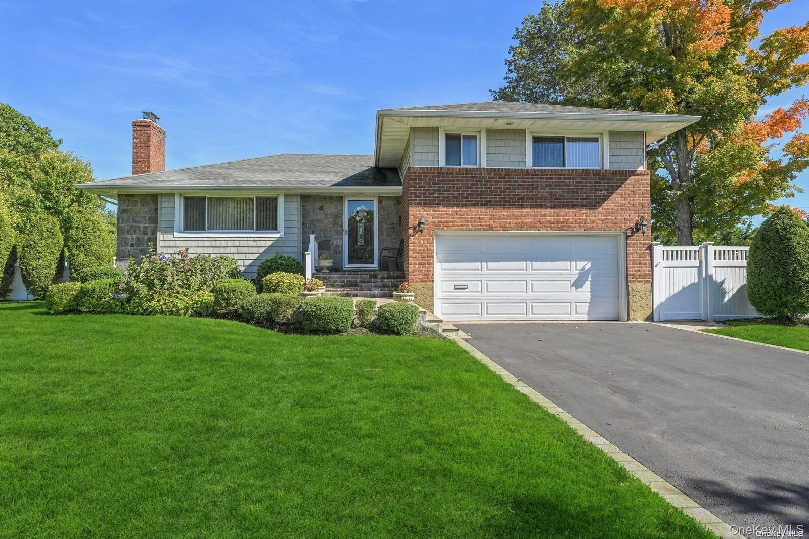 41 Eaton Road Syosset, NY 11791 - Photo 23 of 29