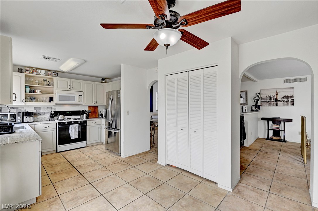 2702 Lovington Drive Henderson, NV 89074 - Photo 18 of 36