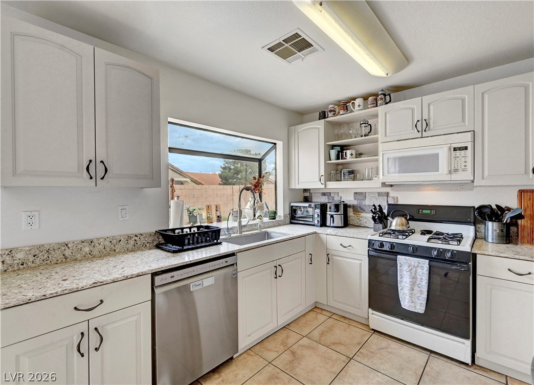 2702 Lovington Drive Henderson, NV 89074 - Photo 20 of 36