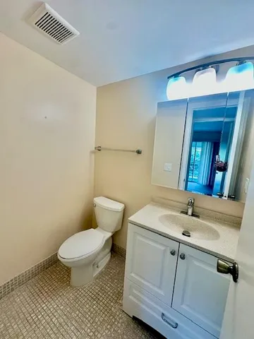 $105,000 | 69 Dorset B, Boca Raton, FL 33434