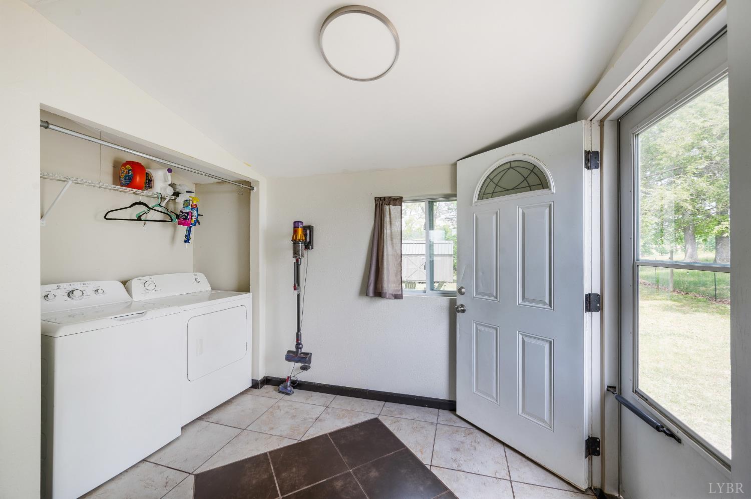 101 Beale Road Lynch Station, VA 24571 - Photo 11 of 32 Gallery Image 11