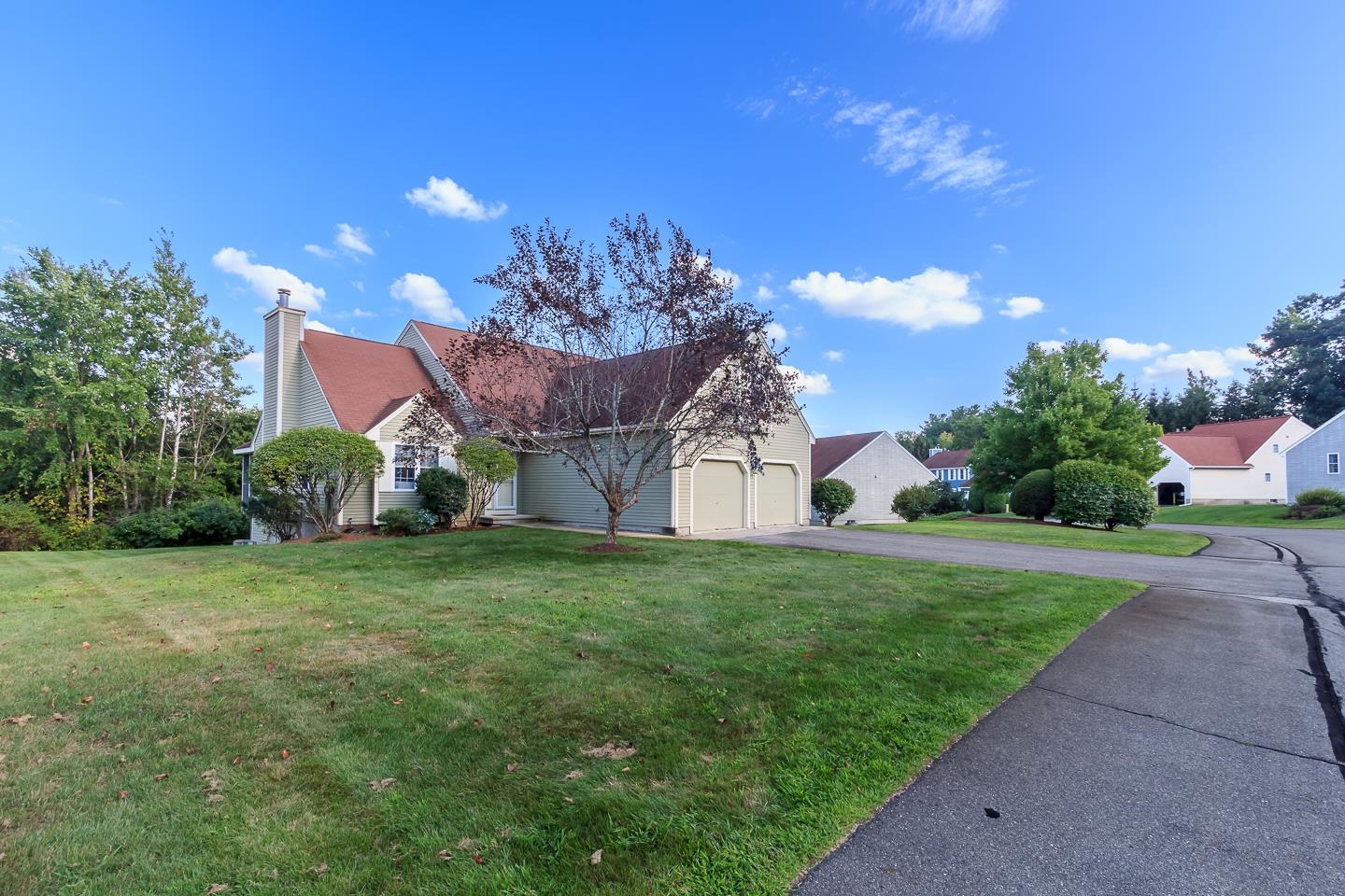 2 Thresher Road, Unit 128 Nashua, NH 03063 - Photo 7 of 40 Gallery Image 7