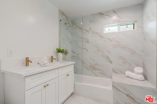 $1,299,000 | 6615 Orion Avenue, Van Nuys, CA 91406
