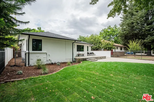 $1,299,000 | 6615 Orion Avenue, Van Nuys, CA 91406