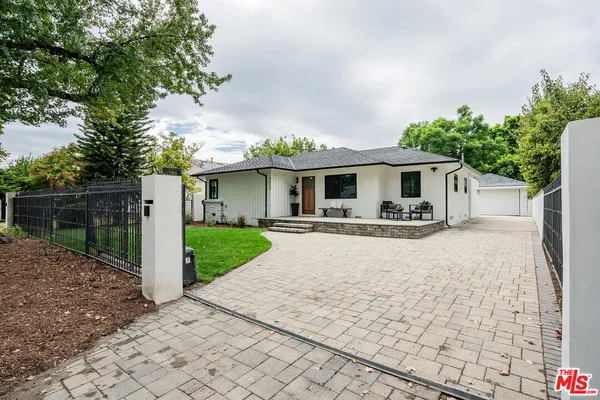 $1,299,000 | 6615 Orion Avenue, Van Nuys, CA 91406