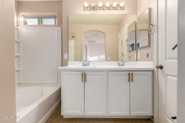 $1,950 | 2031 North 77th Lane, Phoenix, AZ 85035