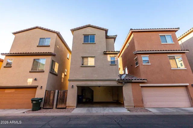 $1,950 | 2031 North 77th Lane, Phoenix, AZ 85035