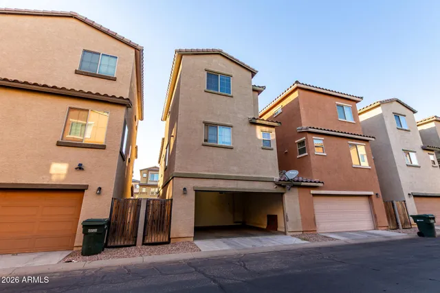 $1,950 | 2031 North 77th Lane, Phoenix, AZ 85035