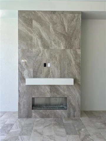 $2,556,580 | 9582 Moonflower Lane, Naples, FL 34114