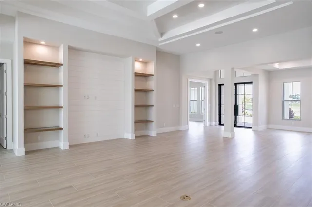 $2,556,580 | 9582 Moonflower Lane, Naples, FL 34114