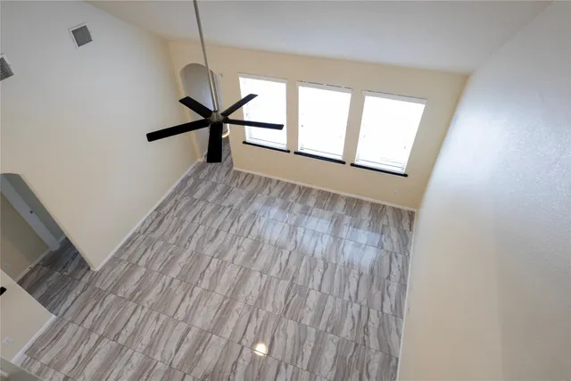 $2,200 | 6442 Wilshire Lakes, Houston, TX 77040