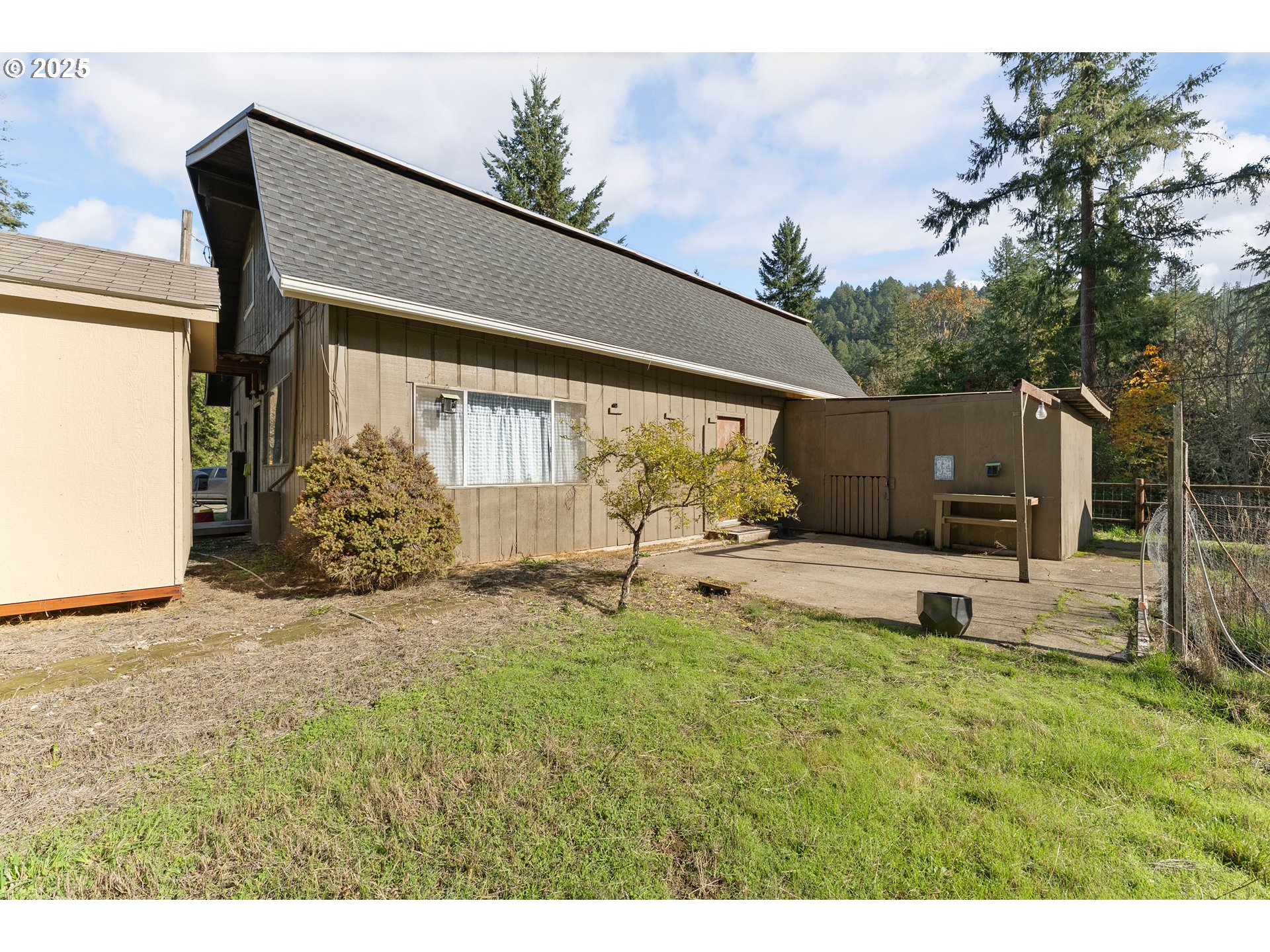 712 Sibold Canyon Road Tenmile, OR 97481 - Photo 43 of 48
