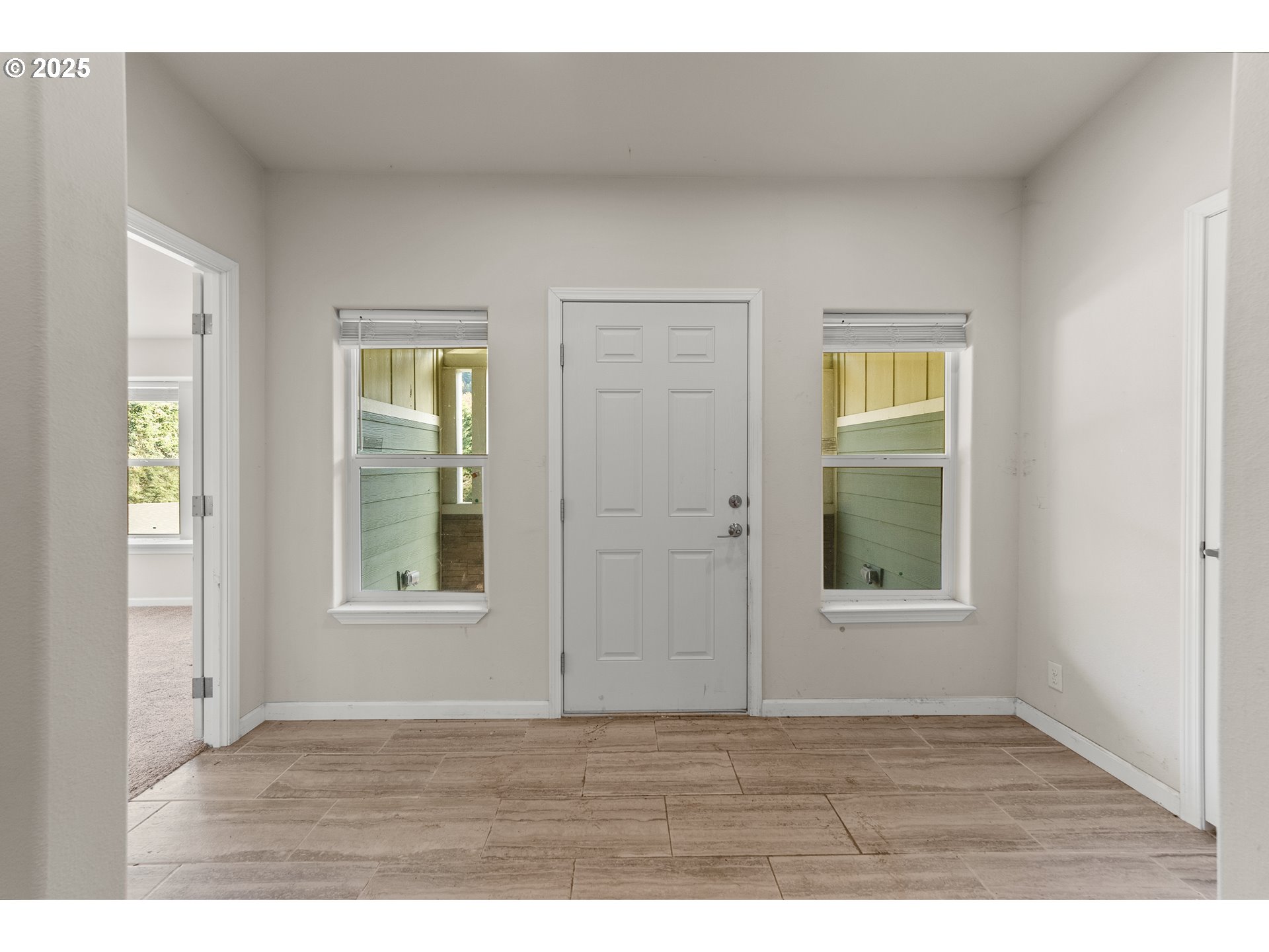 712 Sibold Canyon Road Tenmile, OR 97481 - Photo 5 of 48