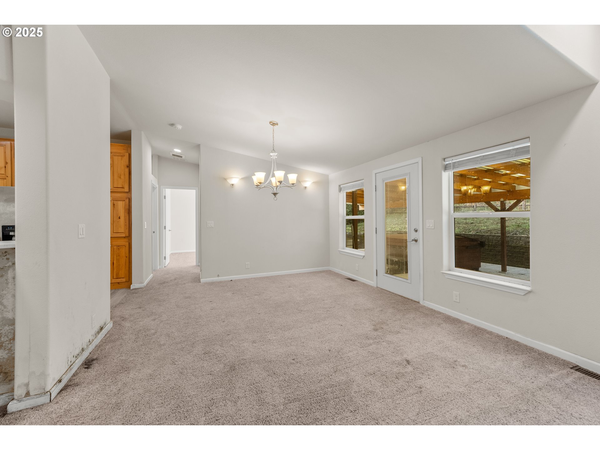 712 Sibold Canyon Road Tenmile, OR 97481 - Photo 10 of 48