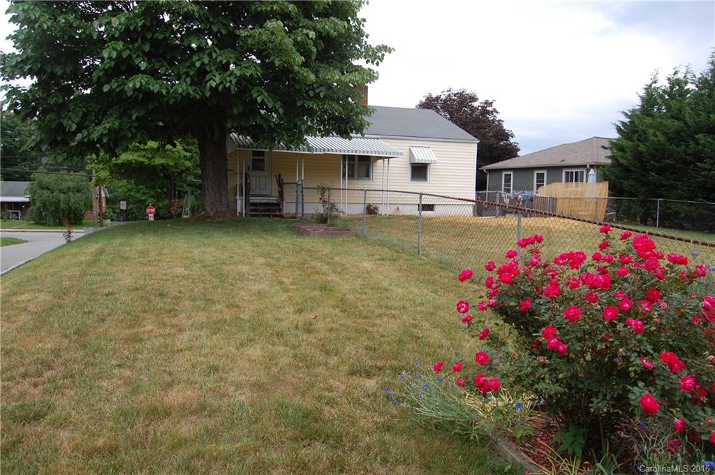 189 Brevard Road Asheville, NC 28806 - Photo 2 of 23 Gallery Image 2