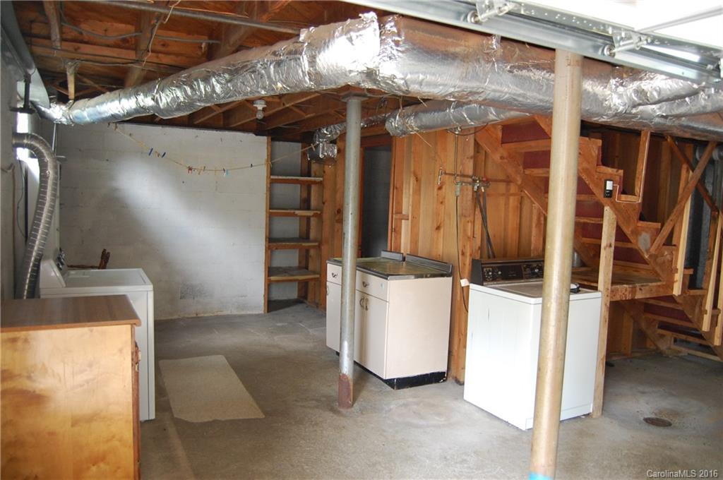 189 Brevard Road Asheville, NC 28806 - Photo 19 of 23 Gallery Image 19