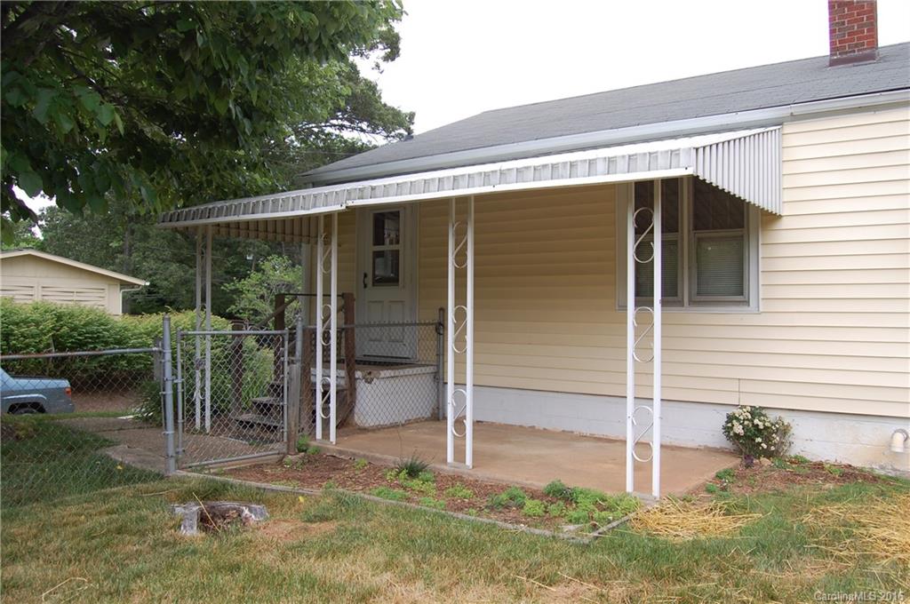 189 Brevard Road Asheville, NC 28806 - Photo 3 of 23 Gallery Image 3