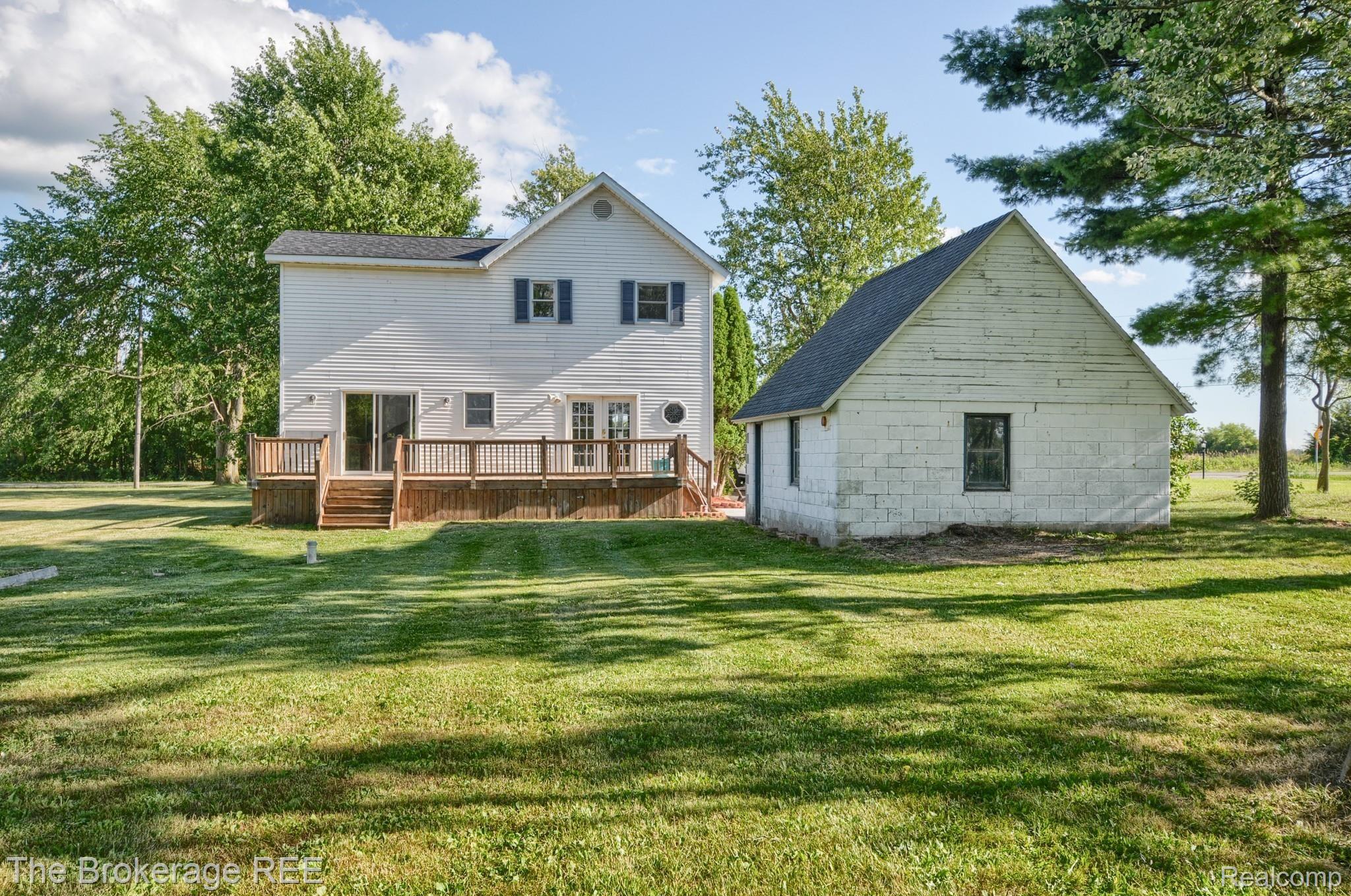 12250 Lennon Road Lennon, MI 48449 - Photo 31 of 34 SD3_8968-HDR(5).jpg