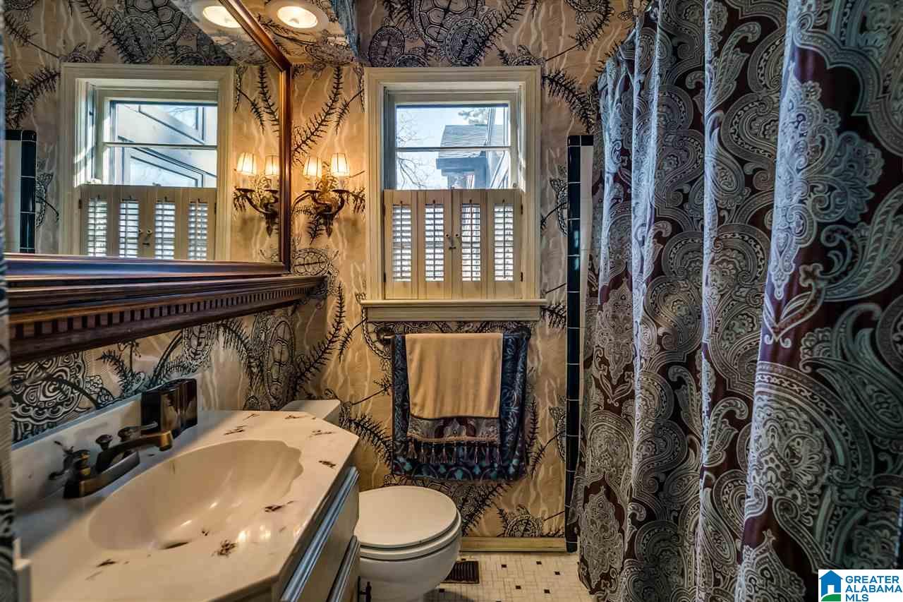 1601 Shades Crest Road Birmingham, AL 35226 - Photo 19 of 25 Gallery Image 19