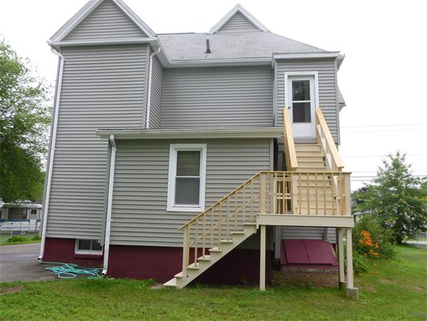 356 New Ludlow Road Chicopee, MA 01020 - Photo 4 of 28 Gallery Image 4