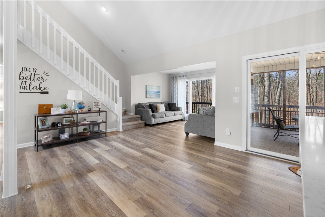 323 Meldau Road Seneca, SC 29678 - Photo 12 of 41