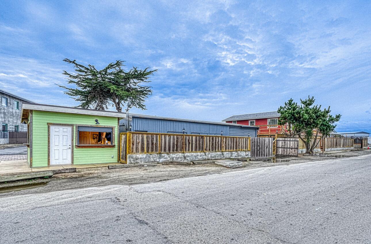 7550 Sandholdt Road Moss Landing, CA 95039 - Photo 27 of 85