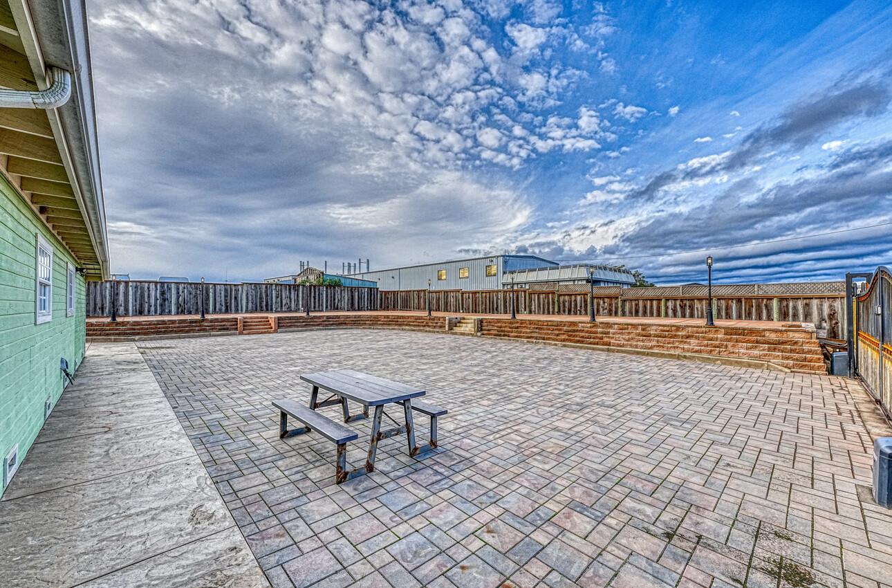 7550 Sandholdt Road Moss Landing, CA 95039 - Photo 34 of 85