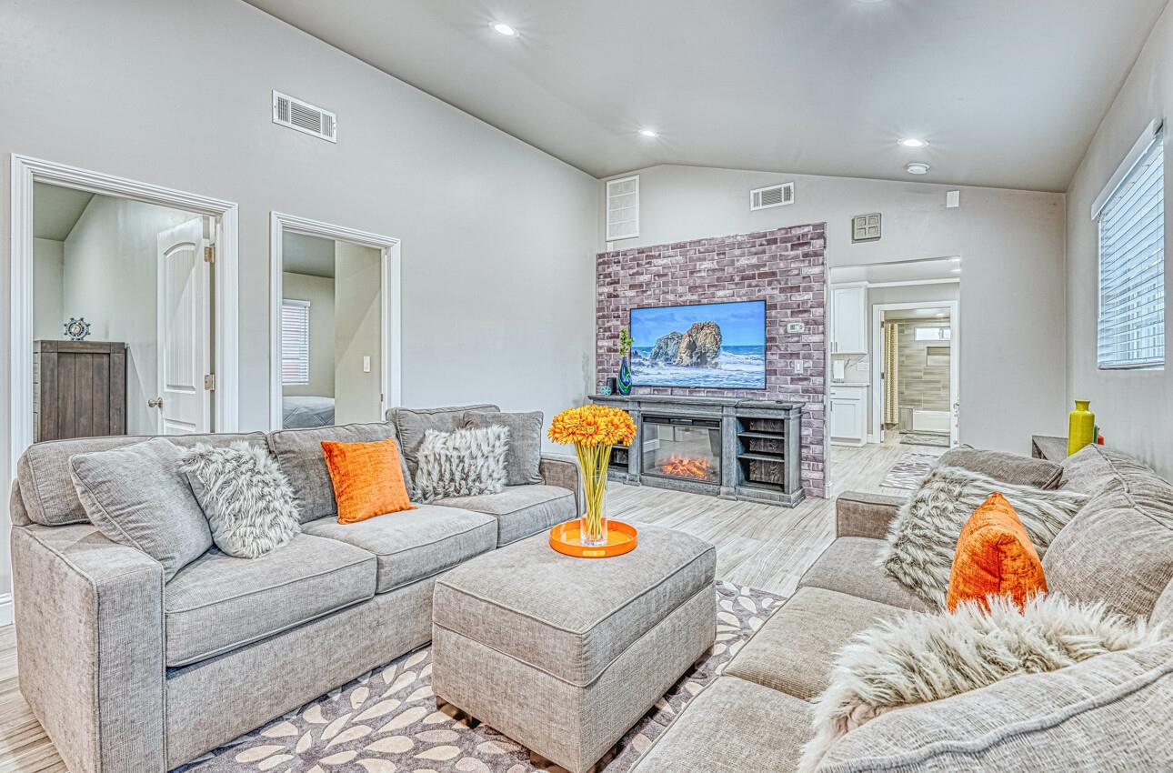 7550 Sandholdt Road Moss Landing, CA 95039 - Photo 4 of 85