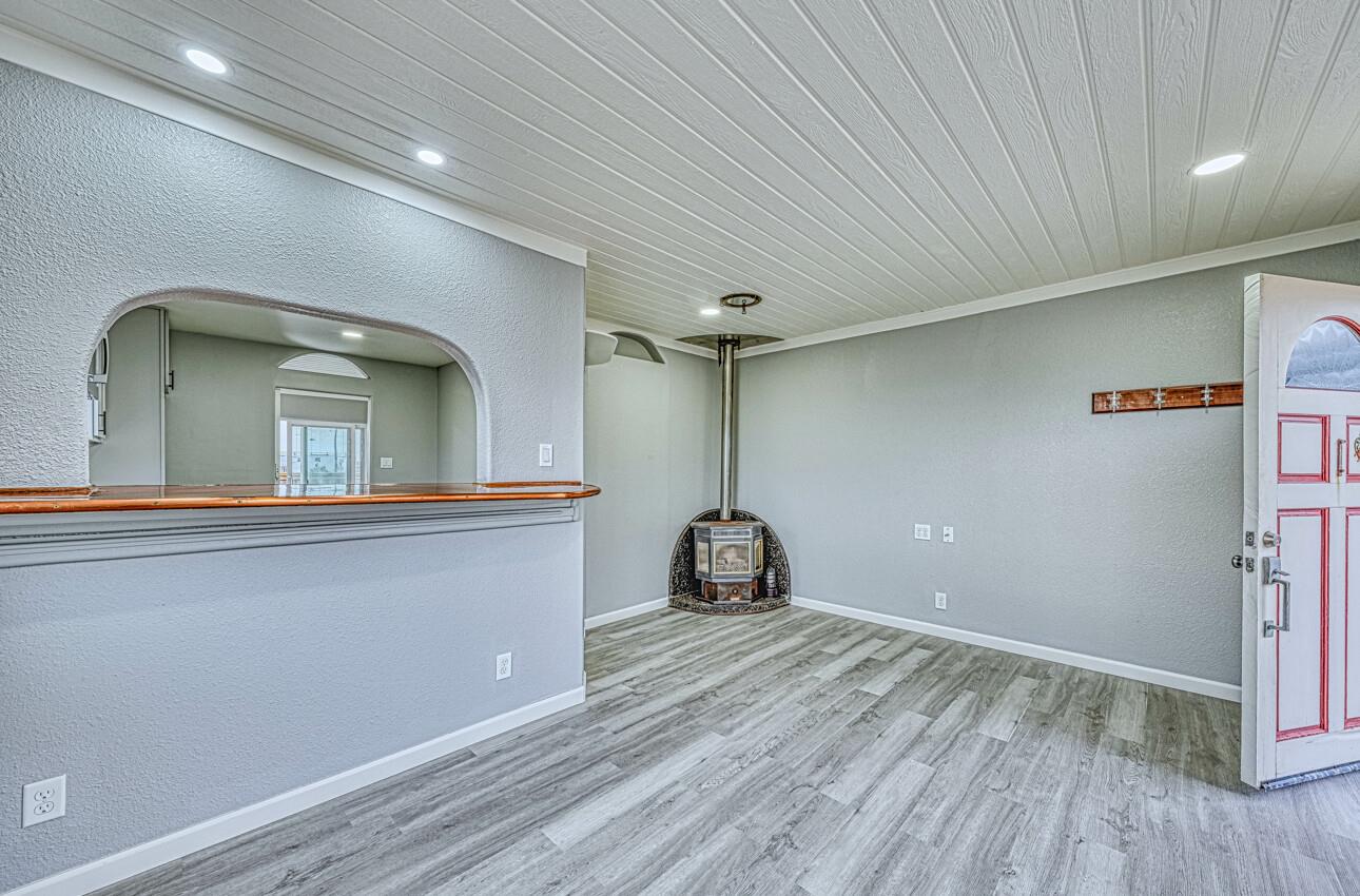 7550 Sandholdt Road Moss Landing, CA 95039 - Photo 45 of 85