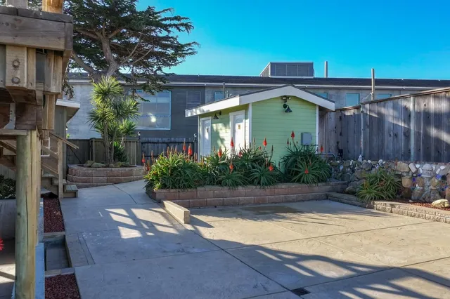 $2,695,000 | 7550 Sandholdt Road, Moss Landing, CA 95039