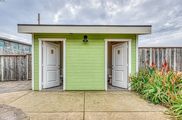 $2,695,000 | 7550 Sandholdt Road, Moss Landing, CA 95039