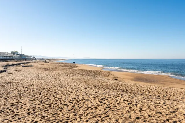 $2,695,000 | 7550 Sandholdt Road, Moss Landing, CA 95039