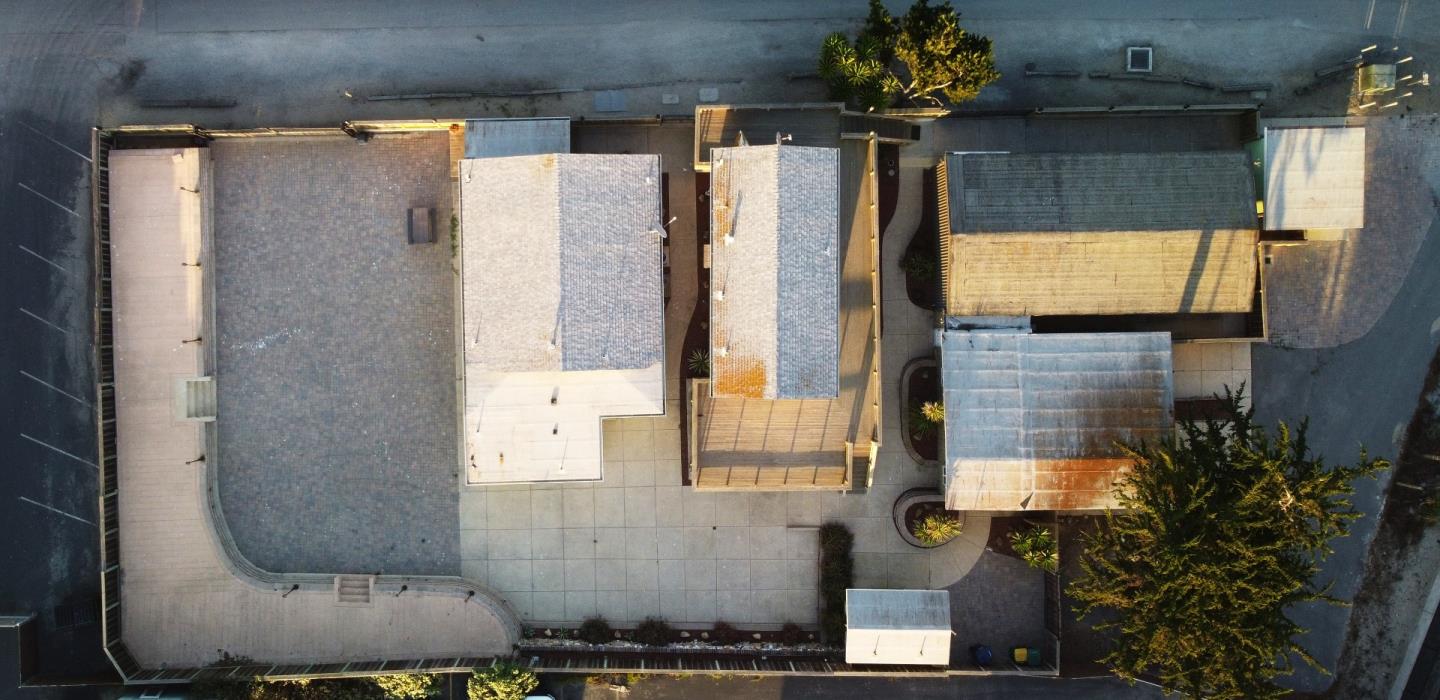 7550 Sandholdt Road Moss Landing, CA 95039 - Photo 80 of 85 a bathroom with a window and a shower